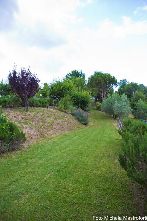 Poggio Paradiso Apartments Mengara Kültér fotó