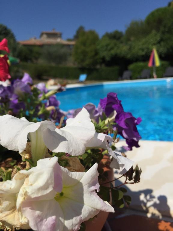 Poggio Paradiso Apartments Mengara Szoba fotó