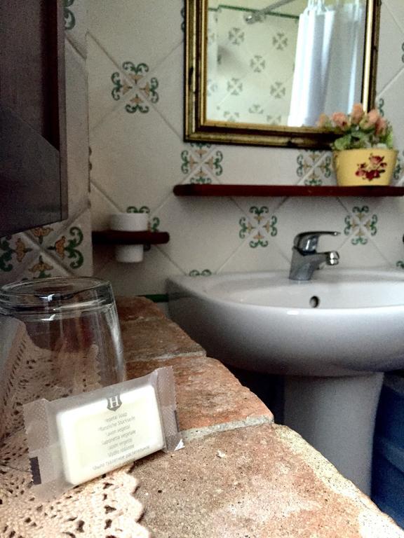 Poggio Paradiso Apartments Mengara Szoba fotó